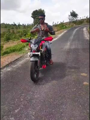 A post by @happynayak4 on TikTok caption: Ns lovers 😍🏍🏍#foryou #foryoupage #trending #tiktok_india #_____jay___sevala #tiktoktraditions #banjaraboy