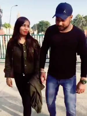 A post by @official_jeetlove1313 on TikTok caption: No caption#jeetlove #foryou #foryoupage #tok74 #tiktok_india #backbenchersonflipkart #duet @mandeepsing74