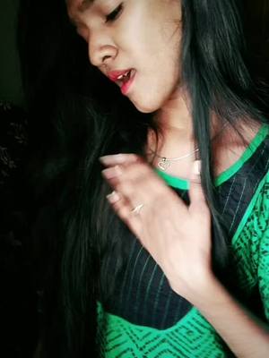 A post by @gayuu__ on TikTok caption: 😂🤣 trending ahmey nama namaloda old videos eh poduvom😆 #MyntraEORSChallenge #foryoupage #tiktokindia #gayuu__