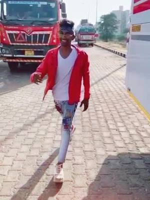 A post by @jayurajput09 on TikTok caption: teri truk chalti he to apna chalta dumpar🚧🚛#trending #foryou #foryoupage #tiktokindia #virel #trend #aatitude