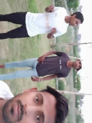 A post by @officialrajeevyadav9003 on TikTok caption: 🤣🤣🤣🤣👌👌👌 #ser_hai_hum #viral #haryanvi @bharataahirpardhan1 @mahi_lakra @mintupraveenkr @bobbykataria5 @pooja0023 @shivani_kumari321 @dillibazz