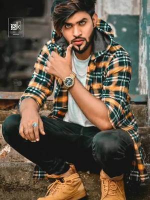 A post by @salmanskmim on TikTok caption: 𝐀𝐭𝐭𝐢𝐭𝐮𝐝𝐞 𝐏𝐨𝐬𝐞 𝐅𝐨𝐫 𝐁𝐨𝐲𝐳 🔥#salmansk #howtopose #pose #photoshoot #sklegends #vapi