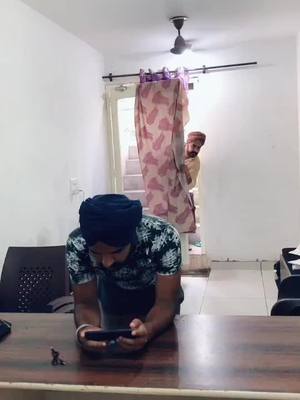 A post by @manpreetsingh9592 on TikTok caption: Fun with kids#funny #funnyvideos @harpreet98722 @sksandhu1998 @japujikaur1997 @satnampreet @lovelys9592