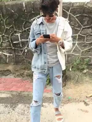 A post by @oh_its_kashu on TikTok caption: sorry baby 😛😜😝😍 #funnyyvideos  #tranding  #cool  #on@oh_its_nobita  #@_oh_its_bunnyy_  #tiktokindia