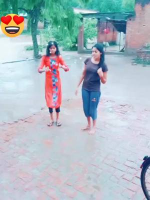 A post by @queen__poonam12 on TikTok