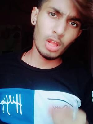 A post by @aashu_0702 on TikTok caption: Sirf status hi dekhungaa 🤗😅#foryou #foryoupage #trending #onemillonaudition #handwashchallenge #funny #tiktokindia @tiktok