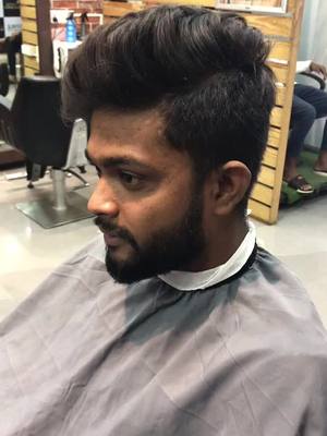 A post by @mehulbhatti27 on TikTok caption: #haircut #beardoboy #tiktok_india #swagstepchallenge #newlook #trending #vairalvideo #mehulhairstylesh #vairalchallenge #@armanrathod @bhattisheetal