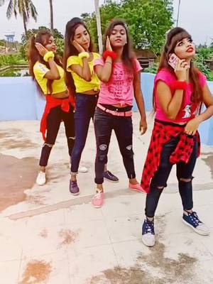 A post by @kolkatachocolategirls6 on TikTok caption: tag your gang😂#tik_tok_india #foryourpage #viralvideo #plzzsuppor @user894887649 @aroshiroy30 @polyroy_0912