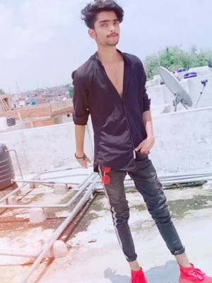 A post by @mr_sachin_143__ on TikTok caption: please video and Tak dekhna#treanding #foryou #duet #😋😋😋😋😋😘😘😘😍😍😍😍😍😍😍😍😍