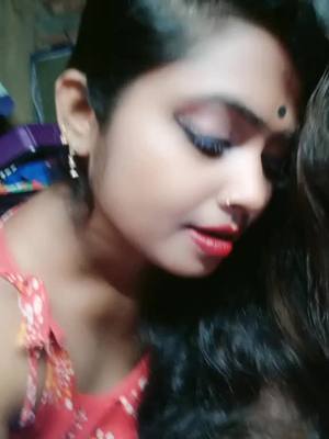 A post by @cutepapiya2 on TikTok caption: #lipcolourchallenge