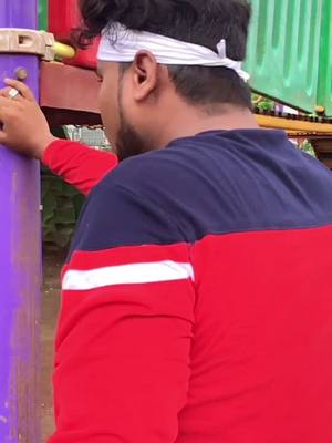 A post by @qaisboltesmarty on TikTok caption: Ye kya hora hai bhagwan 😫#qais_squad #myntraeorschallenge #tiktok_india #trending #funnyvideos #1mvinesedition