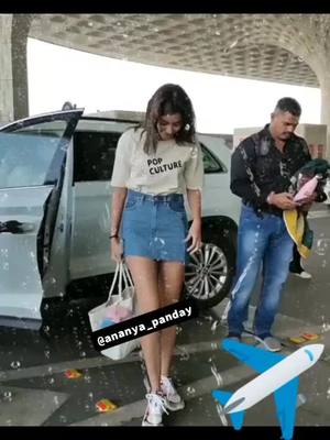 A post by @atularyan94 on TikTok caption: Beautiful_❤💙_#ananyapanday👈@tiktok_india #atularyan94 @ananyapanday.fanpage