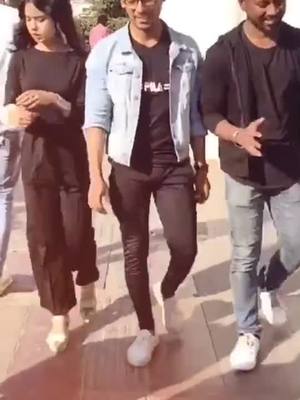 A post by @vipul__rajput on TikTok caption: Love Triangle ❤️😌 kis kis ke sath hua hai comment me btao yr #vipul_lovers #foryou #tiktokindia #tiktok #trendingvideo #lovetriangle #supportme