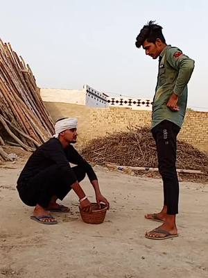 A post by @mintiyorajasthani0001 on TikTok caption: #10_रीपिया_मागया_बे_दयो_घणी_ सला_ना_दयो#swagstepchalleng #sharethecare #tiktokindia #foryou #foryoupage @pawan_siwach_1121 @sahilswami1121