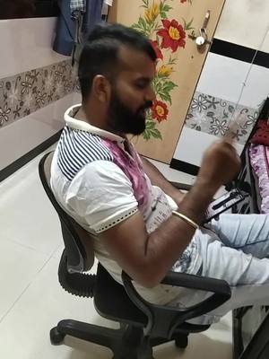 A post by @lokeshsukhwal80 on TikTok caption: #tiktok_inida #duet #outsidevsinside