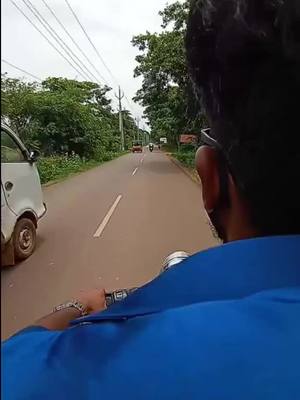 A post by @abrahamsmartboy on TikTok caption: #🚦🏍️💸❤️ #tik_tok_india #plzsupport #foryou #virał @niharika_platinum @naturalsantha143