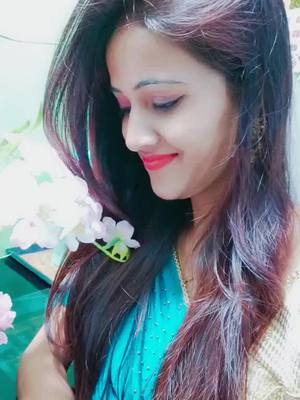 A post by @khushbu0497 on TikTok caption: mar v gye to main tujhe krte rhungi pyaar 💞💞😘🥰🥰#tik_tok #foryoupage #tik_tok_india #trending #viralvideo#khushbu04 #rakesh9852 #... @rakesh95550