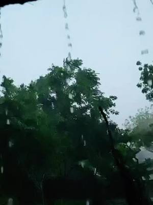 A post by @shrawan.one06 on TikTok caption: bahot tej ho riya hai barish