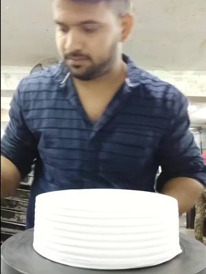 A post by @chefwaseemkhan on TikTok caption: 🥭mango cake decoration easy simple #tik_tok #tiktokfoodie #tiktok_india #cakevideo #foodies #tiktokfood @tiktok @tiktok_india @buddyvalastro