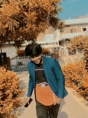 A post by @mr_shivam_069 on TikTok caption: nice song #teamsoni_3 #mr_shivam_069 #tiktokindia #tiktok_india #foryou #foryoupage @tiktok_india @tiktok