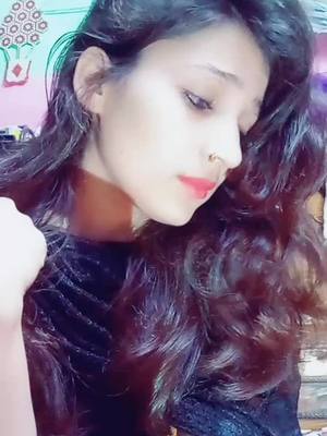 A post by @khushikhushi704 on TikTok caption: #tredding #tik_tok_india