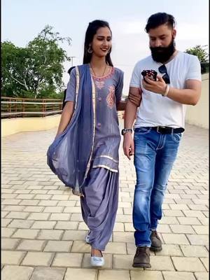 A post by @i.am_priyanshi on TikTok caption: kamzor mat samjhna mujhe @jdkhan645 @sameerkhan6969333 😠😠#trending #viral #foryou #duetwithpvr #tiktokindia #couplegoals #jdkhan645