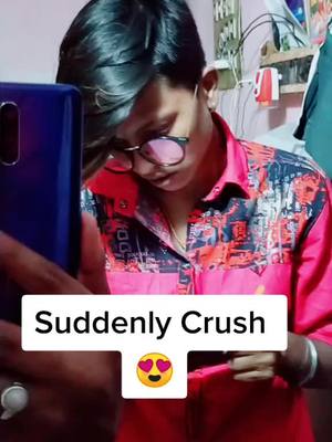 A post by @stoner_oggy on TikTok caption: When crush come to same Tution 💕 #weedly_oggy #tiktok #viral #foru #fyp #tiktok_india #duet #duetwithme @tiktok @tiktok_india