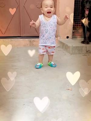 A post by @rahilkhan756 on TikTok caption: Bato kis kis ko yeh cute laga😍 #foryou #cutebaby #viral #trending #foryoupage #tiktok_india #rahilkhan756