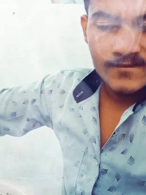 A post by @mr.ravi.raj.official on TikTok caption: #firehand #viral #hayeunderunderseutame #attitudeboy #atitud #machis #@opopopfr #@farhansaiyad110 #@sanjay_thakor417 #@aa_rchu_pvt #@usha7043bb #@dp_m