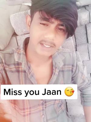 A post by @raj_kumar_890 on TikTok caption: #tearschallenge #trending #fouryoupage #tiktok_india @sapnabhati11 @rkkrishna35