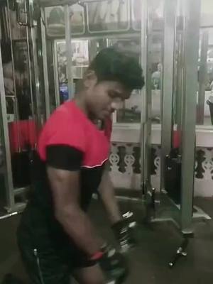 A post by @saurabhpawar414 on TikTok caption: #नादकरा_पण_आमचा_कुठ #आमचे_दैवत_छत्रपती_शिवाजी_महाराज🚩 #कट्टरशिवभक्त #कट्टरहिन्दू #viralvidoes #tiktokindia #रांजणगावकरmh12