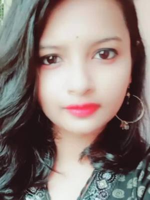 A post by @queen_sayani09 on TikTok caption: 🤭😁#foryou #fyp #trending #tiktokindia #viralvideo #duet @tiktok_india