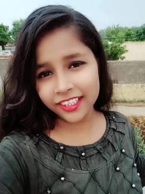 A post by @preeta......mehra on TikTok caption: plz tik tok views de do varna tik tok chod dungi#trending #foryou #foryoupage #foryoupage #sarikamaurya #viral