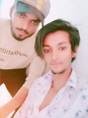 A post by @zishan_05 on TikTok caption: 💔 love. 💔😭😭#followforfollowback #duet #handwashchallenge #tiktokindia #foryou #@mohsinid1 @stk..03 @danishzehen @_arishfakhan_