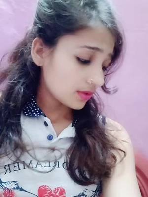 A post by @khushikhushi704 on TikTok caption: #tredding #tik_tok_india