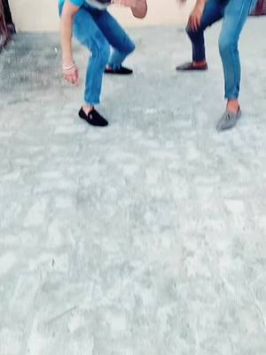 A post by @itsmeharshuu on TikTok caption: Phli Baar Itne Slow Song Pr Daance Kia Hai😂😂 @kapil_singh009 @tiktok_india #dance #bolywood #featureme #trending #viral #foryou #tiktok #fyp