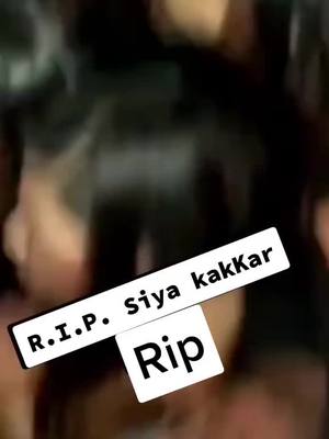 A post by @moshadab04z on TikTok caption: #16 saal ki siya kakkar ne kiya shu side #viral #video 😓😓😓😓#tiktok #india