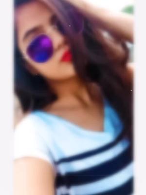 A post by @muskansaini2049 on TikTok caption: konsa color Acha h comm kro n me follow krungi sbko #haircolormagic #famous #rj26 #tiktok_india #foryou #foryoupage@tiktok_india