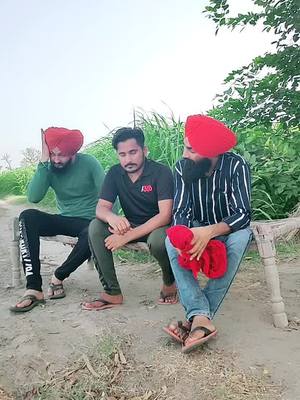 A post by @its_gurjeet1 on TikTok caption: ਸਾਡੇ AC ਹੈਗਾ 😜#punjab #foryou #foryoupage #pb22vale #fazilka #duet