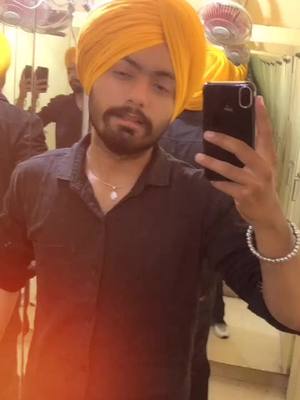 A post by @channibedi on TikTok caption: Sada samna kisi da muh nhi khulda ena hi bhout ha😎#channi9011 #foryou #foryoupage #fyp #sidhumoosewala #shayri @tiktok @tiktok_india