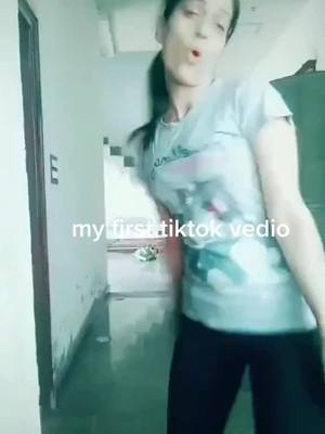 A post by @shalluchawla43 on TikTok caption: #dilboletiktok #viralvideo