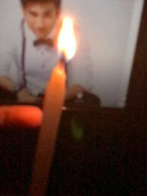 A post by @yadav_sherni_ on TikTok caption: One candle for Sushant #justiceforsushantsinghrajput 26 jun 13ve h Sushant ki one candle for justice #foryou #duet #yadav_sherni_ #dhanbadian