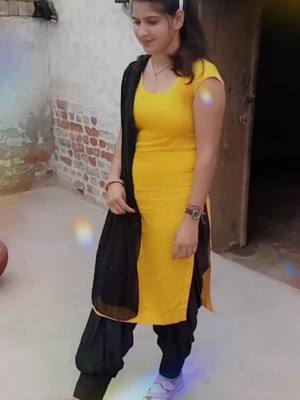 A post by @priyankameghwal226 on TikTok caption: #photomagic