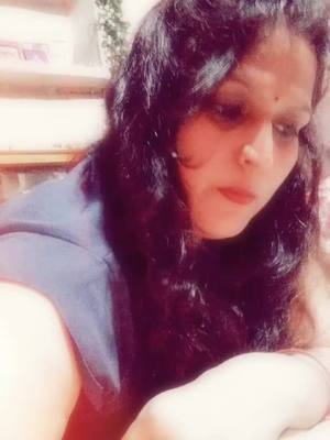 A post by @nirmalakaushik43 on TikTok caption: #foryou #tiktok_india #tiktook #foryoupage #😘😘😘😘😘😘😘😘😘