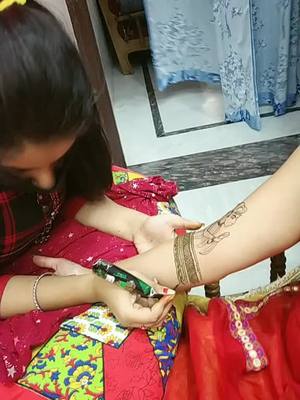 A post by @somnanipooja on TikTok caption: #bridalmehendi #mehendidesign #foryou #fypシ #likecommentshare #tiktok_india