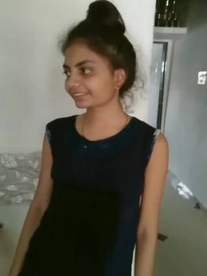 A post by @prajpatipriya_16 on TikTok caption: #prajapati_priya                          #tik tok India viral video