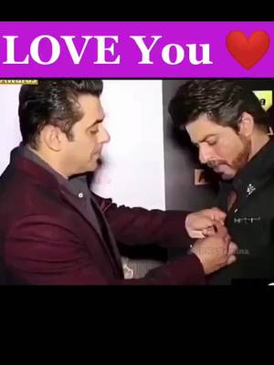 A post by @being_bhaijaan89 on TikTok caption: Bhai_Bhai❤️❤️ #foryoupage #tiktokindia #salmankhan #sharukhkhan #bollywood #actor #ruhul_555 @tiktok @tiktok_india