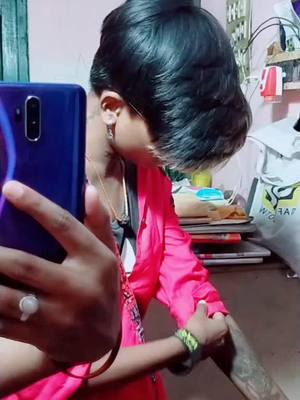 A post by @stoner_oggy on TikTok caption: Puppy Duet 😘 #tiktok_india #fyp #foru #viral #tiktok #weedly_oggy #duetwithme #duet @tiktok @tiktok_india