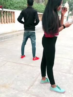 A post by @official_jeetlove1313 on TikTok caption: kardo #viral #backbenchersonflipkart #duet #jeetlove #foryou #foryoupage #tiktok_india #tok74 @official_mandeep1313