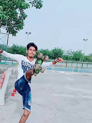 A post by @youandme111__ on TikTok caption: thoda hat ke h hna 😉#TideLagaoDaagHatao #duet#foryou #sharethecare #viralvideo #skate #sports #tiktokindia